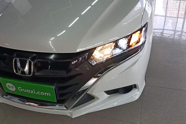 Used Honda Gienia 2017 1.5L CVT Classic Edition Left Front Headlight