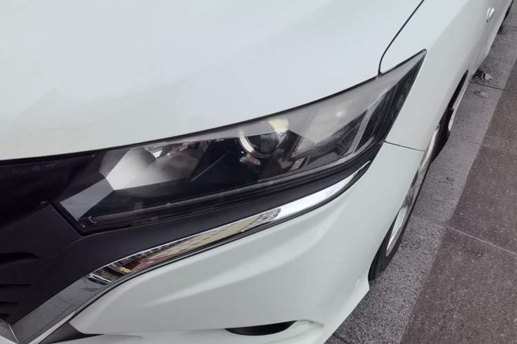 Used Honda Gienia 2017 1.5L CVT Comfort Version Left Front Headlight