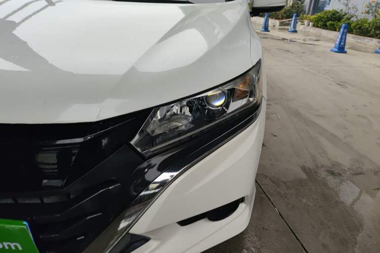 Used Honda Gienia 2017 1.5L CVT Classic Edition Left Front Headlight