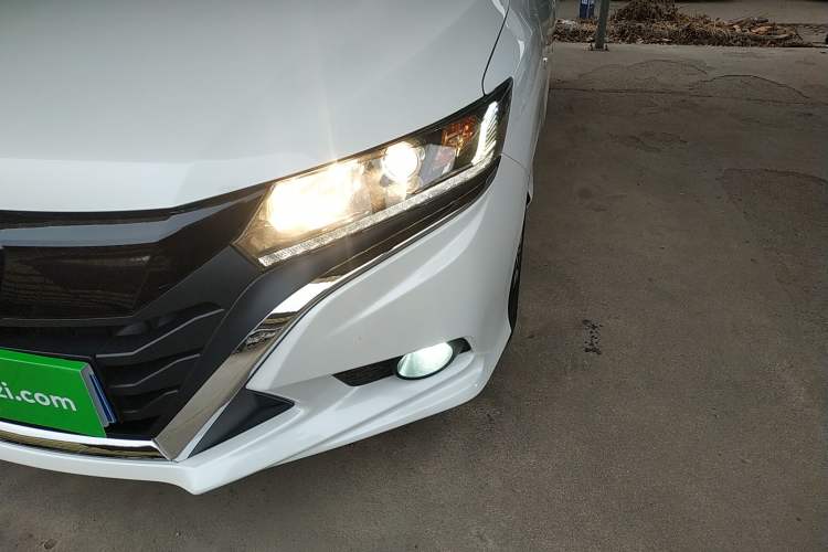 Used Honda Gienia 2017 1.5L CVT Luxury Edition Left Front Headlight