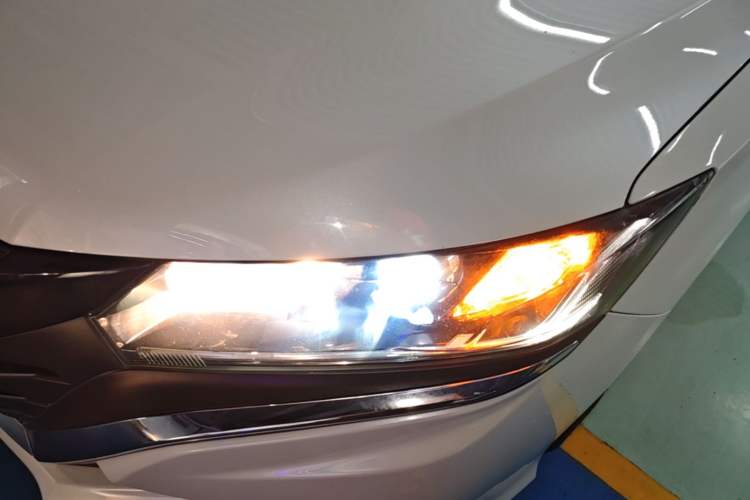 Used Honda Gienia 2017 1.5L CVT Classic Edition Left Front Headlight