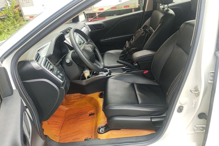 Used Honda Gienia 2017 1.5L CVT Classic Edition Left Front Seat