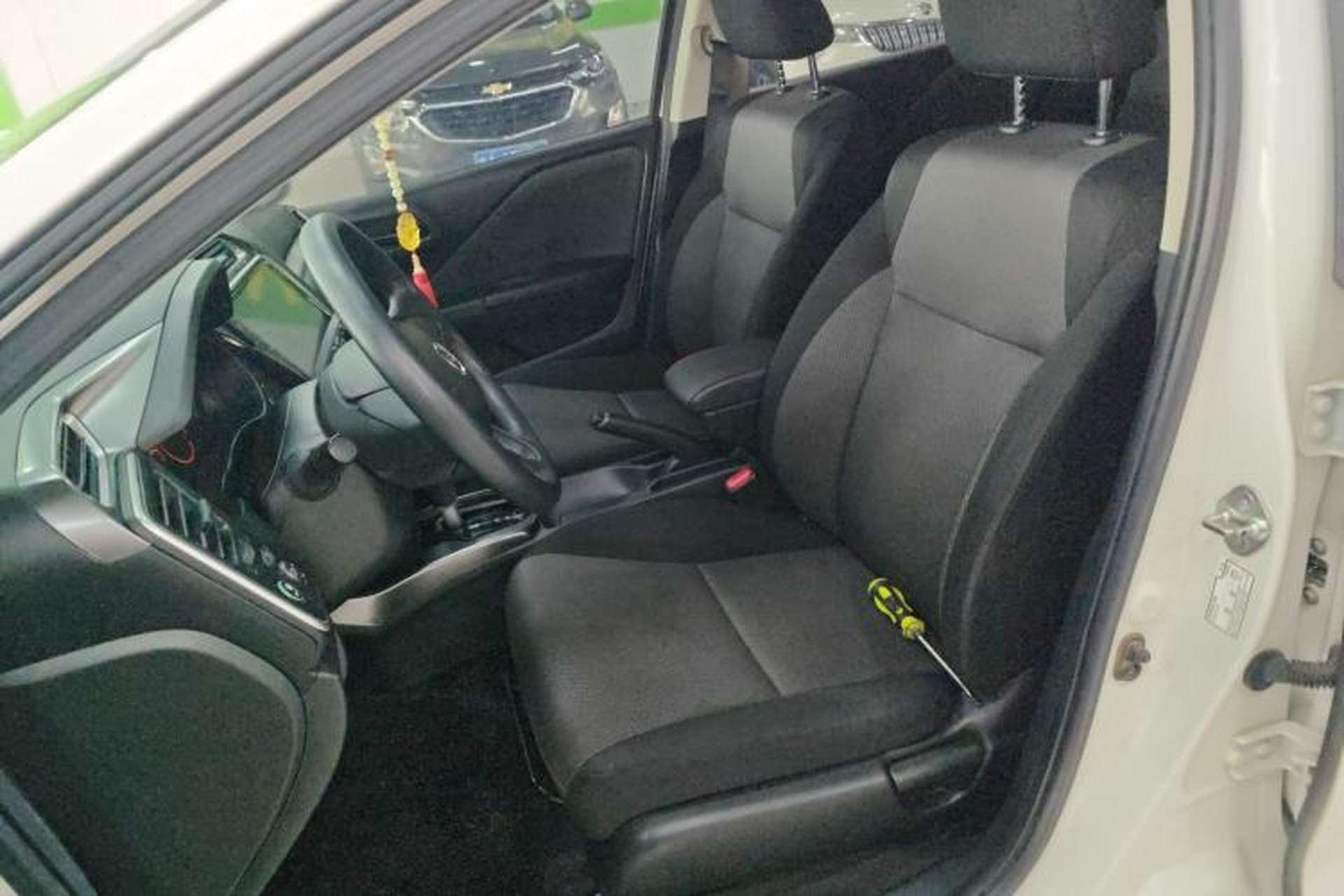 Used Honda Gienia 2017 1.5L CVT Classic Edition Left Front Seat