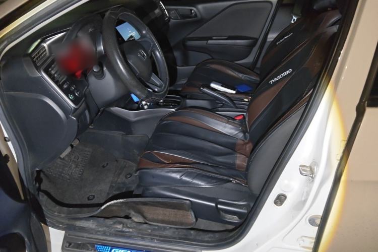 Used Honda Gienia 2017 1.5L CVT Classic Edition Left Front Seat