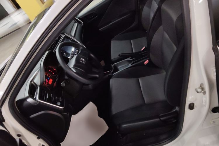Used Honda Gienia 2017 1.5L CVT Classic Edition Left Front Seat