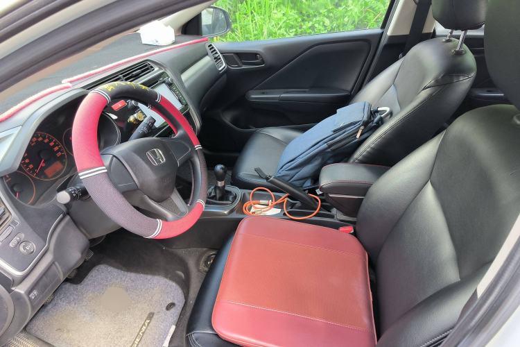 Used Honda Gienia 2017 1.5L Manual Classic Edition Left Front Seat