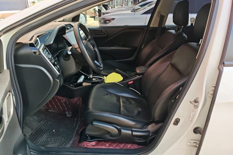 Used Honda Gienia 2017 1.5L CVT Comfort Version Left Front Seat