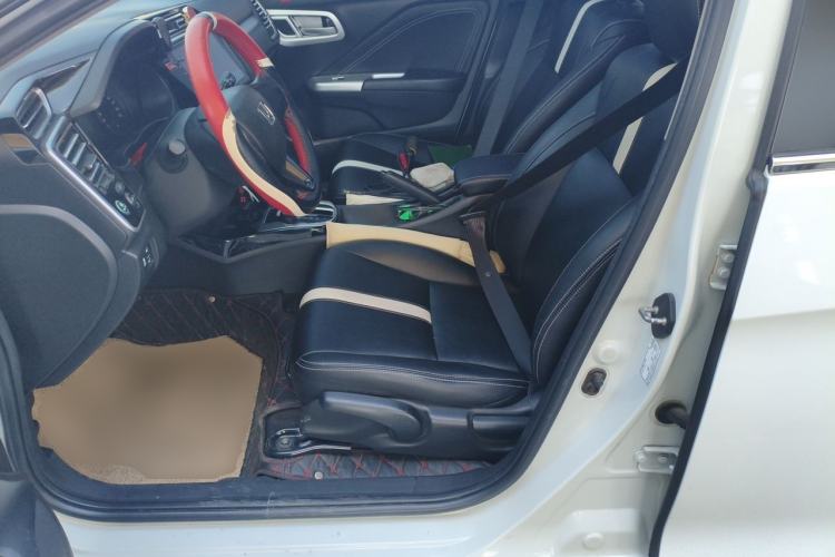 Used Honda Gienia 2017 1.5L CVT Comfort Version Left Front Seat