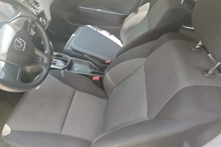 Used Honda Gienia 2017 1.5L CVT Classic Edition Left Front Seat