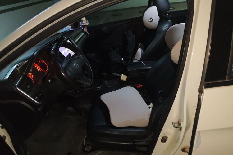 Used Honda Gienia 2017 1.5L CVT Classic Edition Left Front Seat