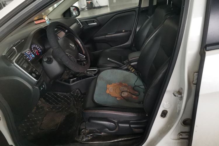 Used Honda Gienia 2017 1.5L CVT Fashion Edition Left Front Seat