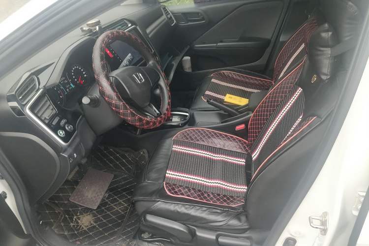Used Honda Gienia 2017 1.5L CVT Comfort Version Left Front Seat