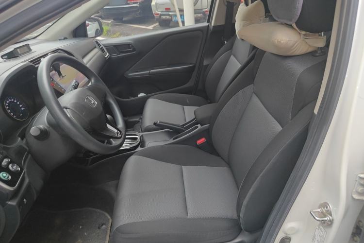 Used Honda Gienia 2017 1.5L CVT Comfort Version Left Front Seat