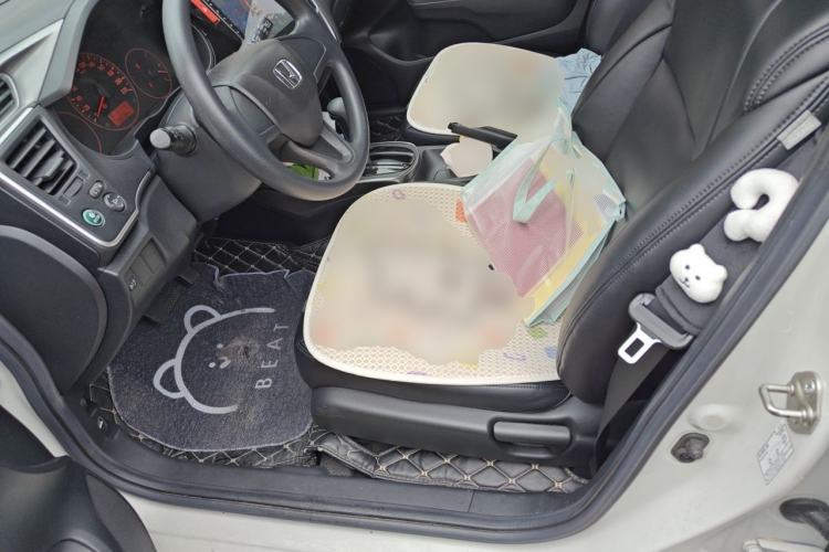 Used Honda Gienia 2017 1.5L CVT Classic Edition Left Front Seat