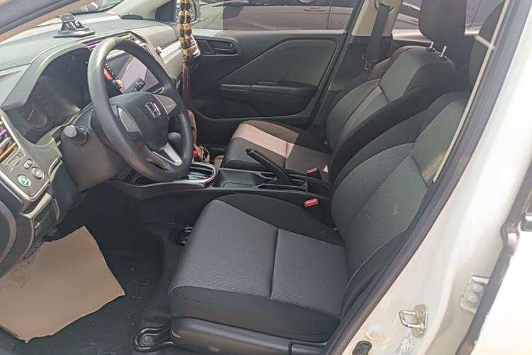 Used Honda Gienia 2017 1.5L CVT Classic Edition Left Front Seat