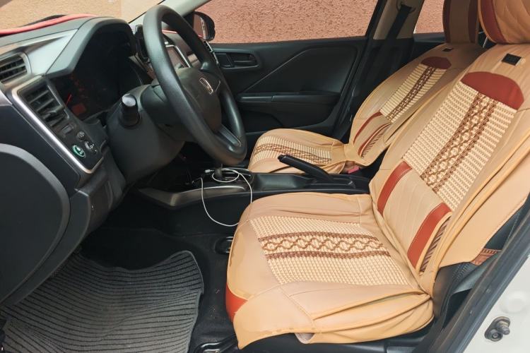 Used Honda Gienia 2017 1.5L CVT Classic Edition Left Front Seat