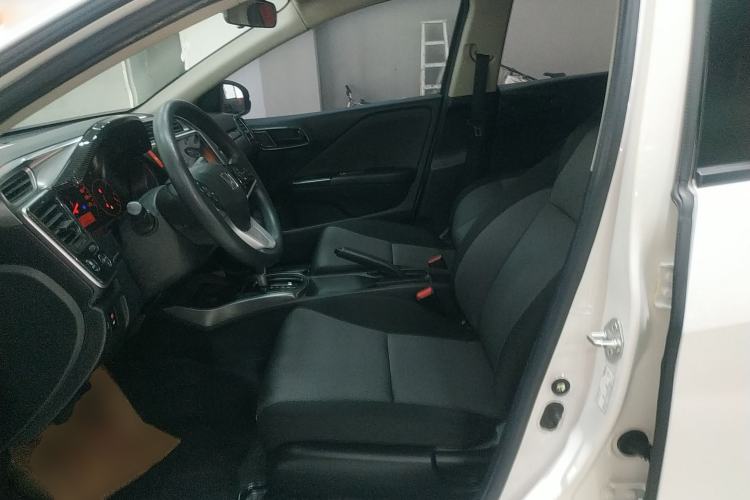 Used Honda Gienia 2017 1.5L CVT Classic Edition Left Front Seat