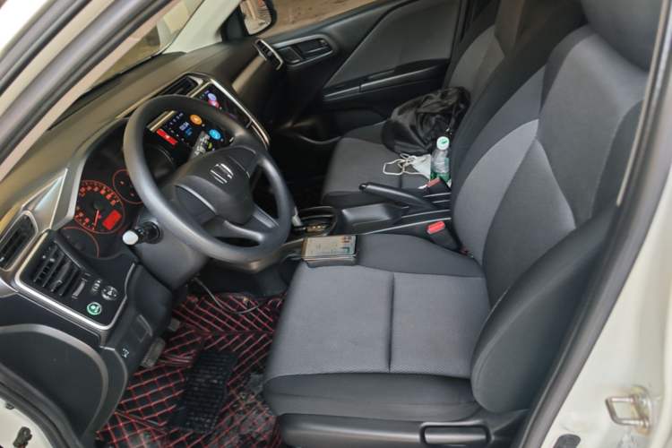 Used Honda Gienia 2017 1.5L CVT Classic Edition Left Front Seat