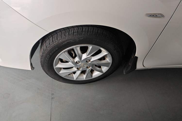 Used Honda Gienia 2017 1.5L CVT Classic Edition Left Front Wheel Hub