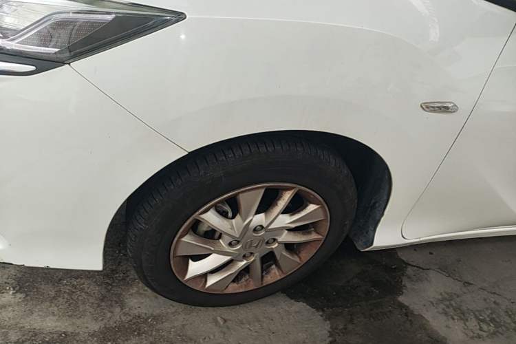Used Honda Gienia 2017 1.5L CVT Classic Edition Left Front Wheel Hub