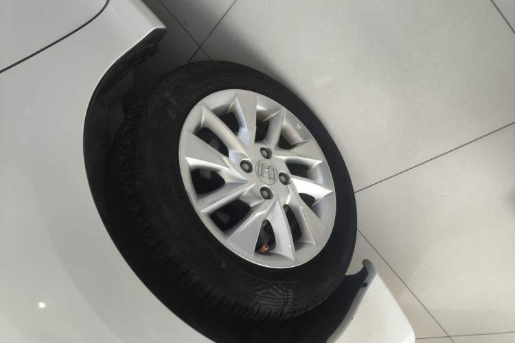 Used Honda Gienia 2017 1.5L CVT Classic Edition Left Front Wheel Hub