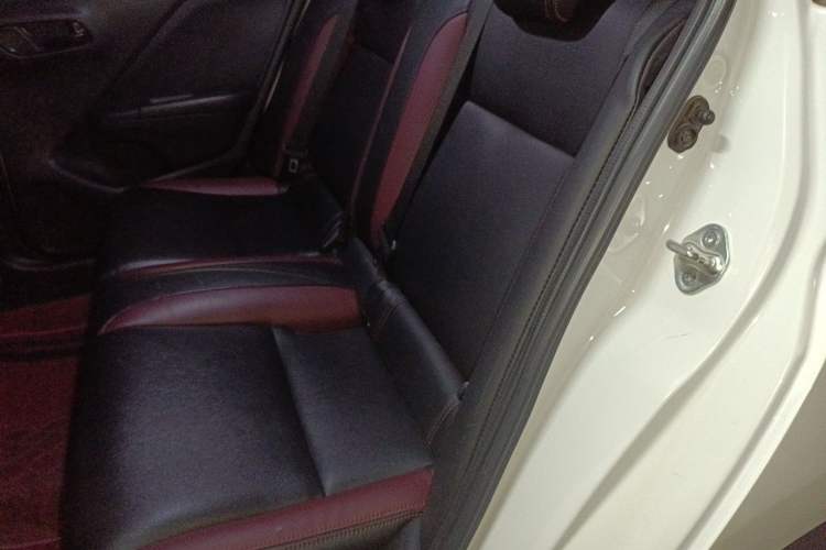 Used Honda Gienia 2017 1.5L CVT Comfort Version Left Rear Seat