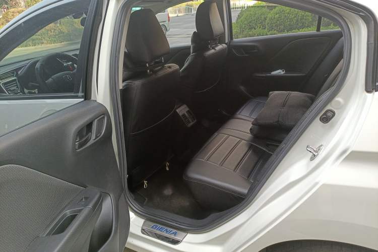 Used Honda Gienia 2017 1.5L CVT Comfort Version Left Rear Seat