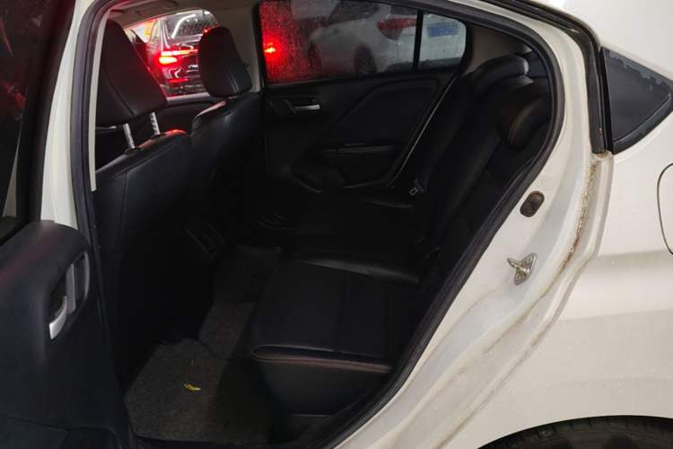 Used Honda Gienia 2017 1.5L CVT Fashion Edition Left Rear Seat