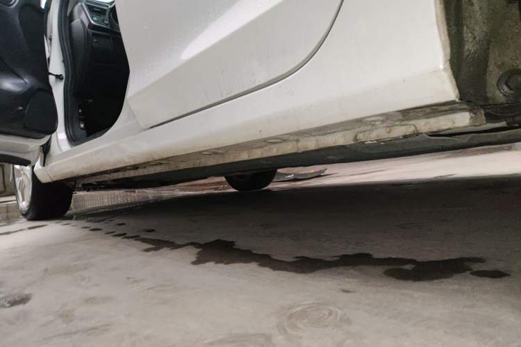 Used Honda Gienia 2017 1.5L CVT Classic Edition Left Side Sill