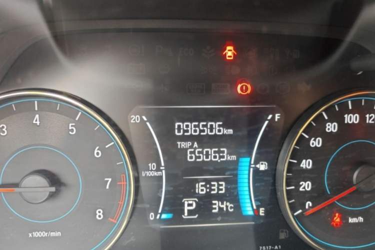 Used Honda Gienia 2017 1.5L CVT Comfort Version Odometer Close Up