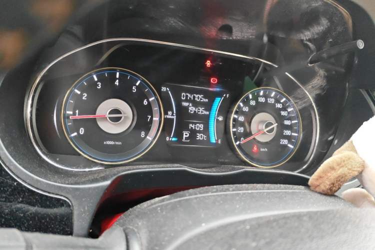 Used Honda Gienia 2017 1.5L CVT Fashion Edition Odometer Close Up