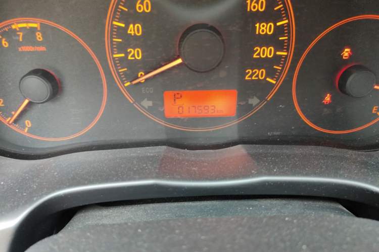 Used Honda Gienia 2017 1.5L CVT Classic Edition Odometer Close Up
