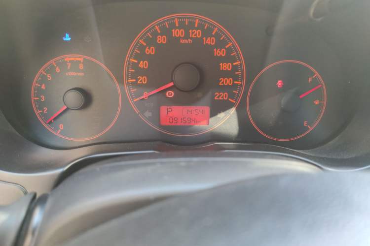 Used Honda Gienia 2017 1.5L CVT Classic Edition Odometer Close Up
