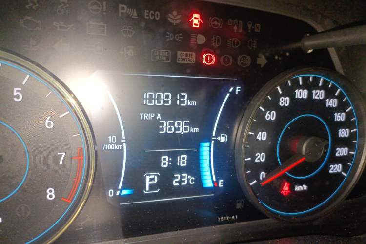Used Honda Gienia 2017 1.5L CVT Comfort Version Odometer Close Up