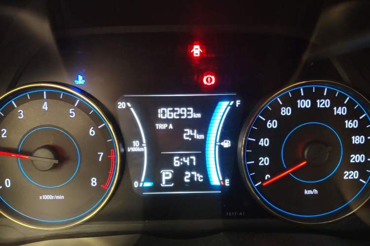 Used Honda Gienia 2017 1.5L CVT Comfort Version Odometer Close Up