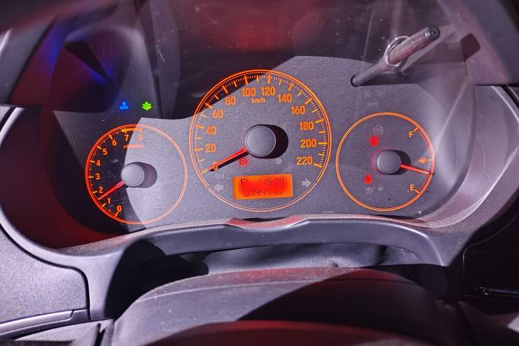 Used Honda Gienia 2017 1.5L CVT Classic Edition Odometer Close Up