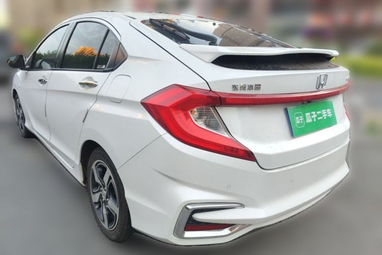 Used Honda Gienia 2017 1.5L CVT Luxury Edition Rear Left 45 Deg