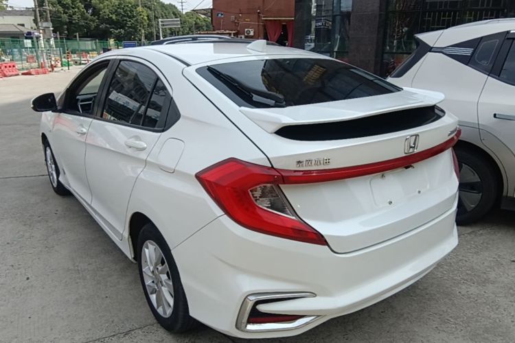 Used Honda Gienia 2017 1.5L CVT Classic Edition Rear Left 45 Deg