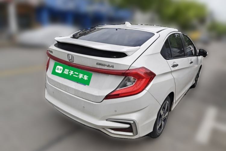 Used Honda Gienia 2017 1.5L CVT Luxury Edition Rear Right 45 Deg