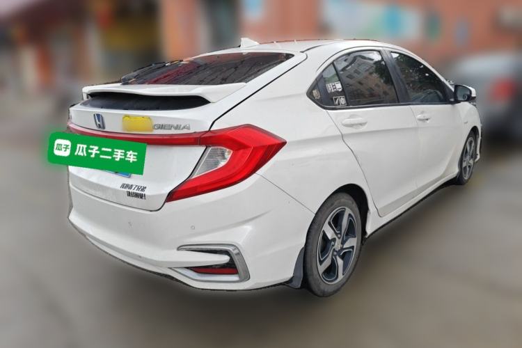 Used Honda Gienia 2017 1.5L CVT Fashion Edition Rear Right 45 Deg