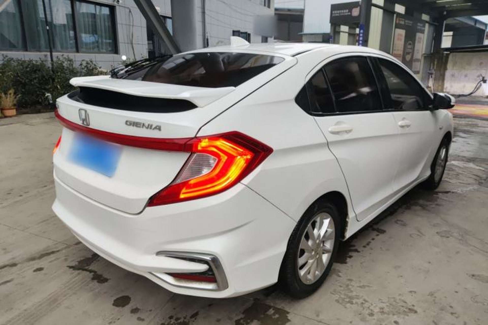 Used Honda Gienia 2017 1.5L CVT Classic Edition Rear Right 45 Deg