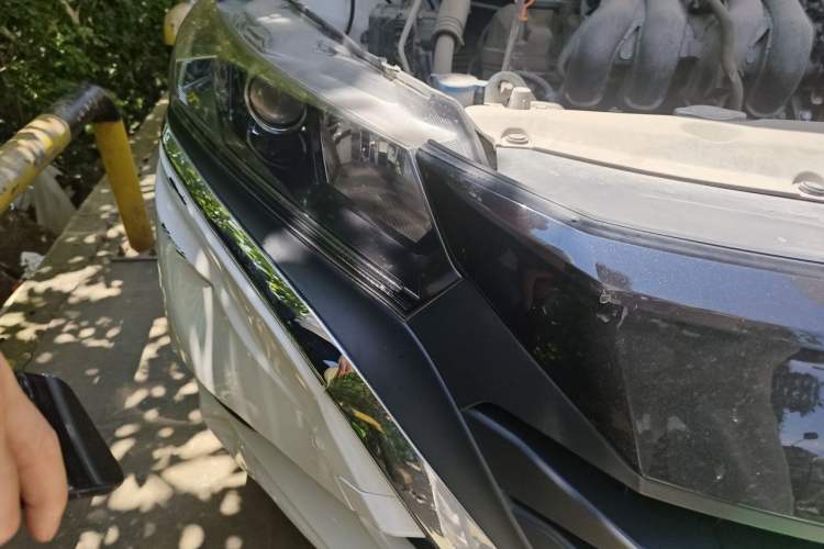 Used Honda Gienia 2017 1.5L CVT Classic Edition Right Front Headlight