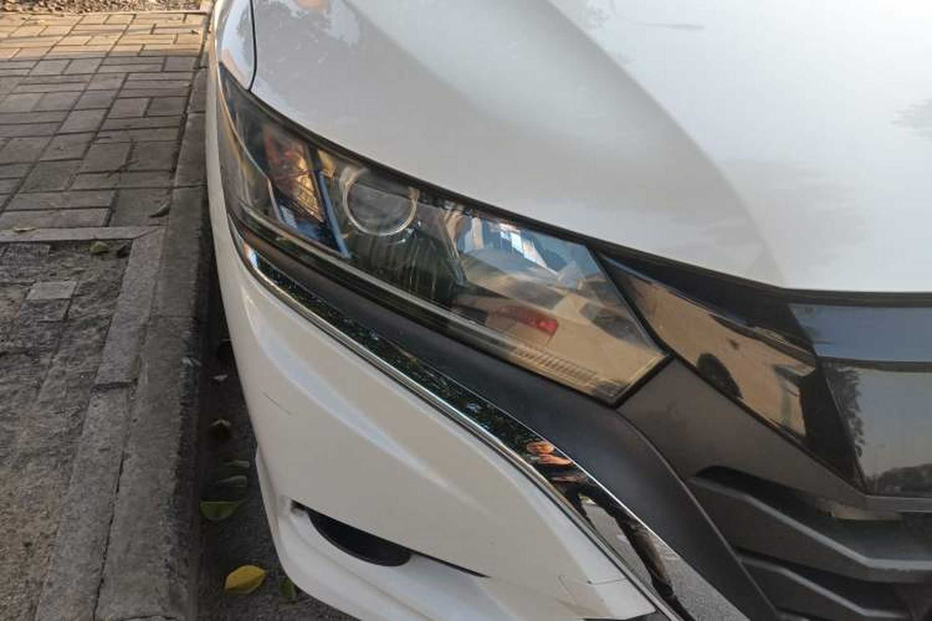 Used Honda Gienia 2017 1.5L CVT Comfort Version Right Front Headlight