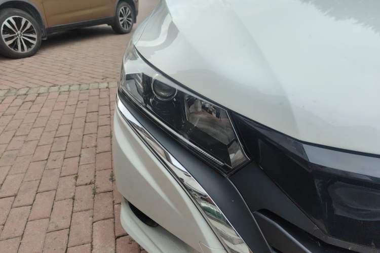 Used Honda Gienia 2017 1.5L CVT Classic Edition Right Front Headlight