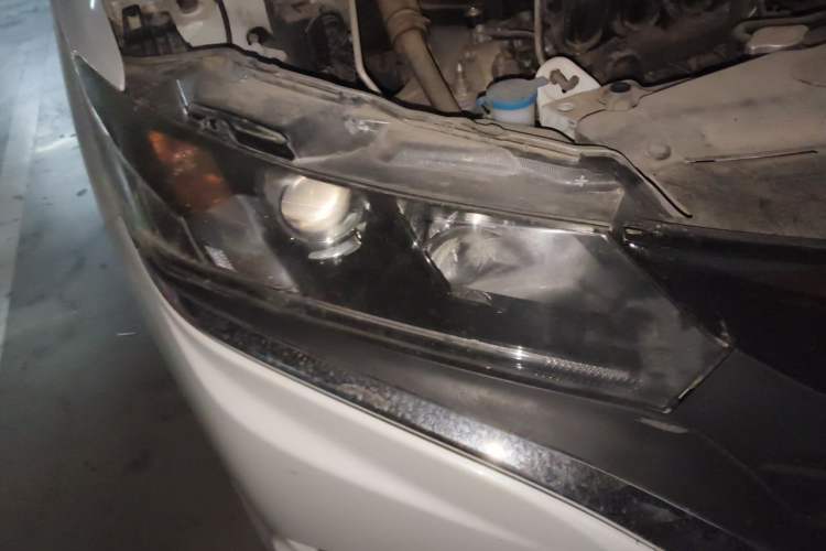 Used Honda Gienia 2017 1.5L Manual Classic Edition Right Front Headlight