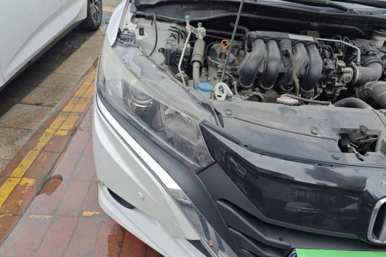 Used Honda Gienia 2017 1.5L CVT Classic Edition Right Front Headlight