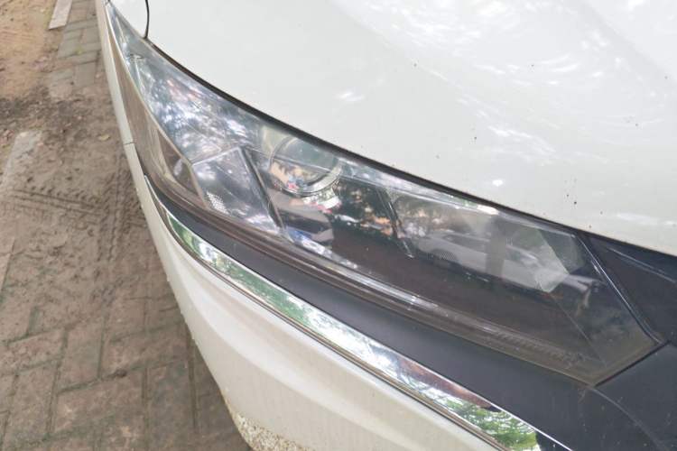 Used Honda Gienia 2017 1.5L CVT Classic Edition Right Front Headlight