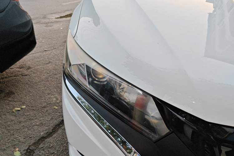 Used Honda Gienia 2017 1.5L CVT Classic Edition Right Front Headlight