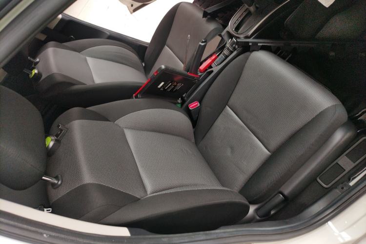 Used Honda Gienia 2017 1.5L CVT Classic Edition Right Front Seat