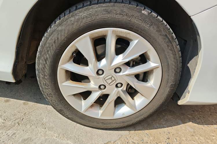 Used Honda Gienia 2017 1.5L CVT Comfort Version Right Front Wheel Hub